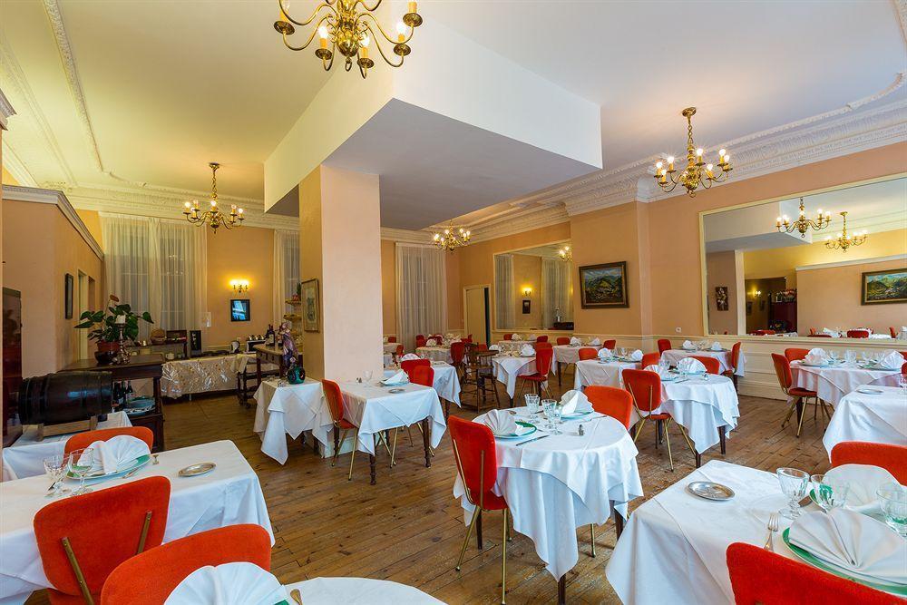 Le Parc Des Fees Hotel Retaurant & Spa La Bourboule Esterno foto