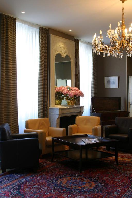 Le Parc Des Fees Hotel Retaurant & Spa La Bourboule Esterno foto