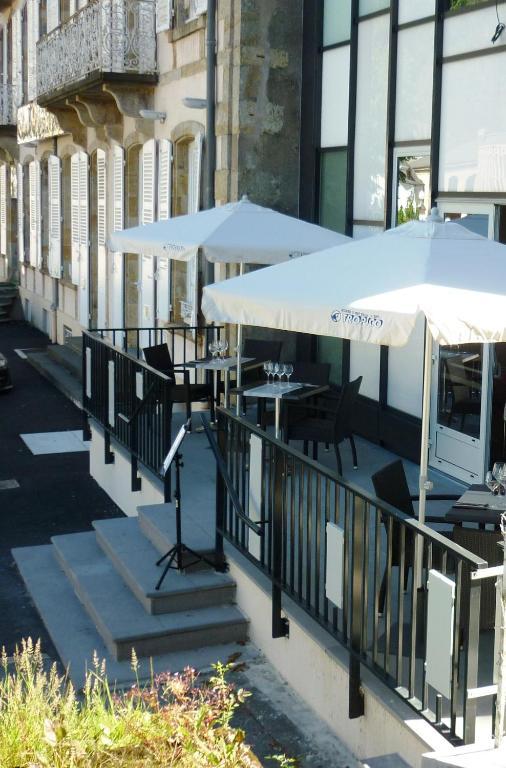 Le Parc Des Fees Hotel Retaurant & Spa La Bourboule Esterno foto