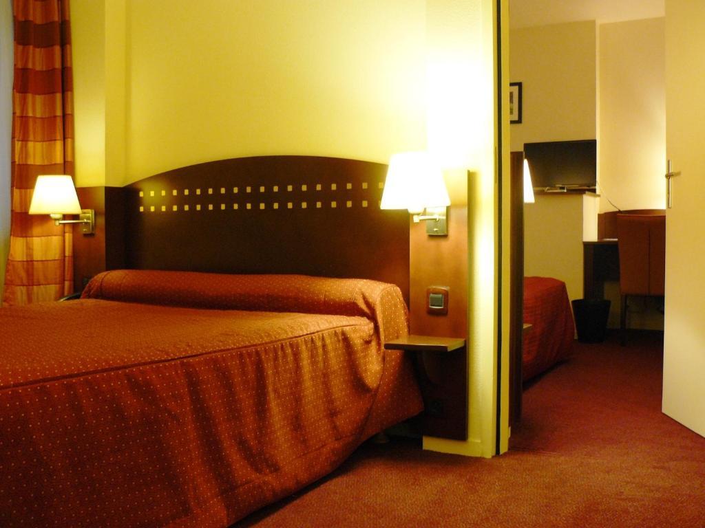 Le Parc Des Fees Hotel Retaurant & Spa La Bourboule Camera foto