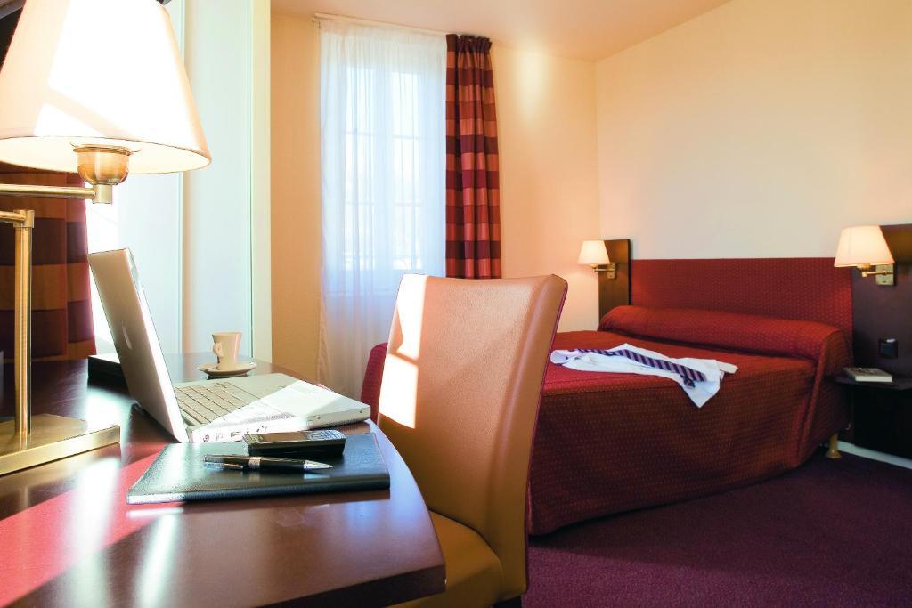 Le Parc Des Fees Hotel Retaurant & Spa La Bourboule Camera foto